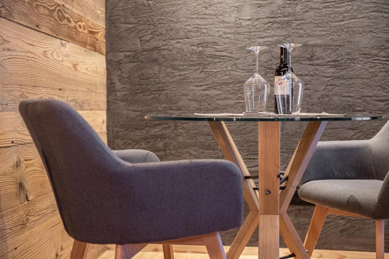 La Roccia Wellness Hotel Cavalese Ngoại thất bức ảnh