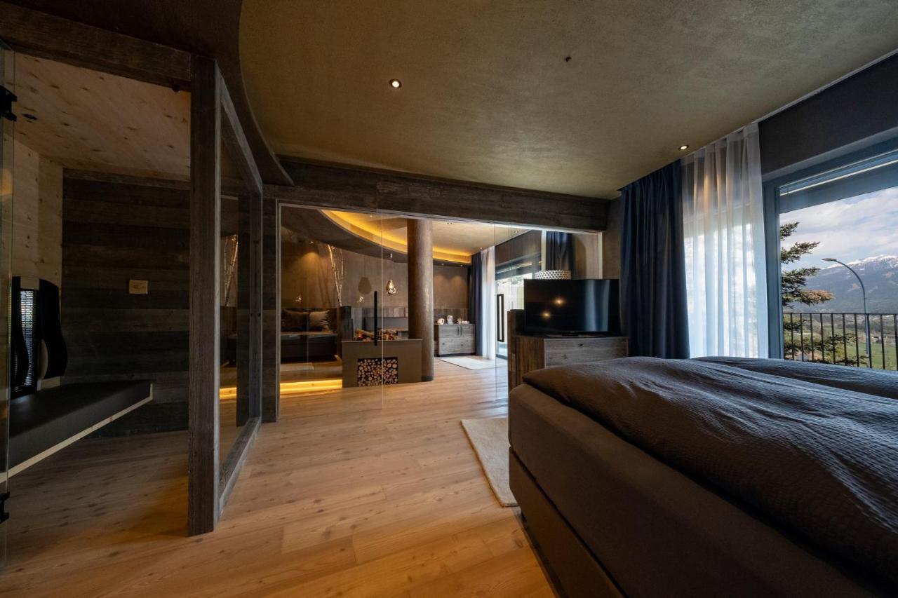 La Roccia Wellness Hotel Cavalese Ngoại thất bức ảnh