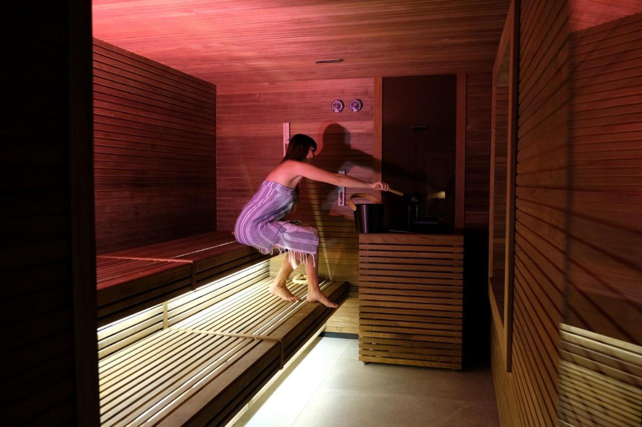 La Roccia Wellness Hotel Cavalese Ngoại thất bức ảnh